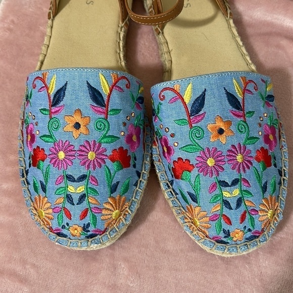 Talbots Izzy d'Orsay Embroidered Espadrille Sandals size 9.5 - Picture 8 of 9